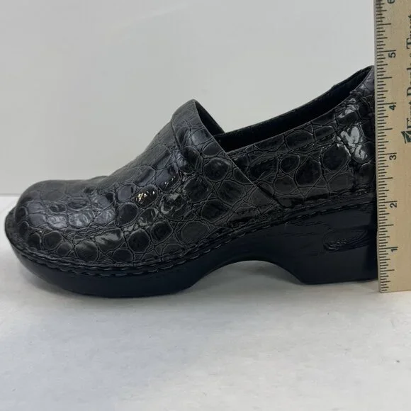 BOC Born Concept Womens Size 7 Gray Croc Faux Leather Peggy Slip On Clogs Shoes - Picture 11 of 15